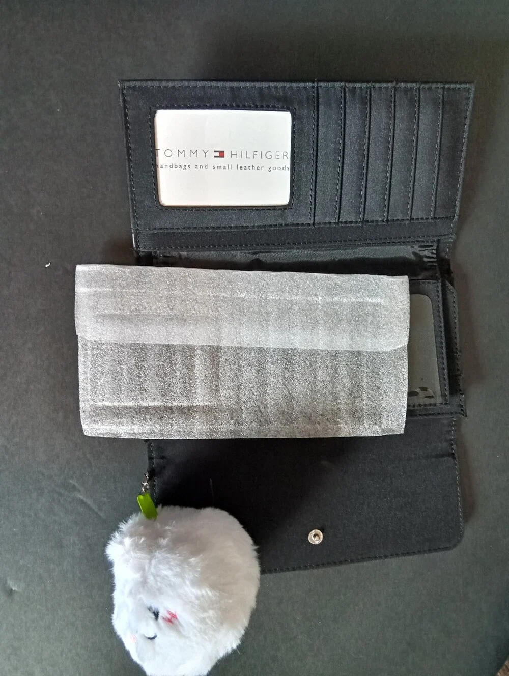 Tommy Hillfigure Gray Patterned Wallet with Pom Pom Keychain/Puller